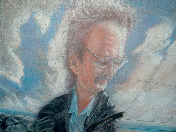 kirk immortalized in chalk