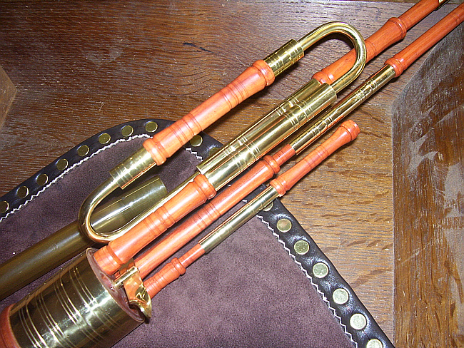 Half set in Peroba Rosa