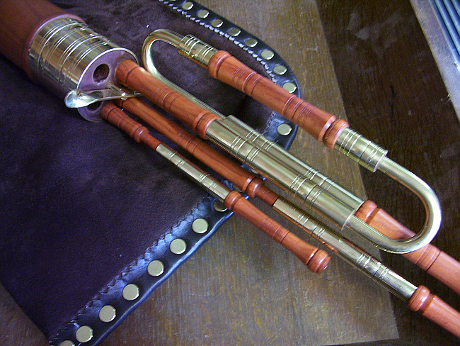 Half set in Peroba Rosa